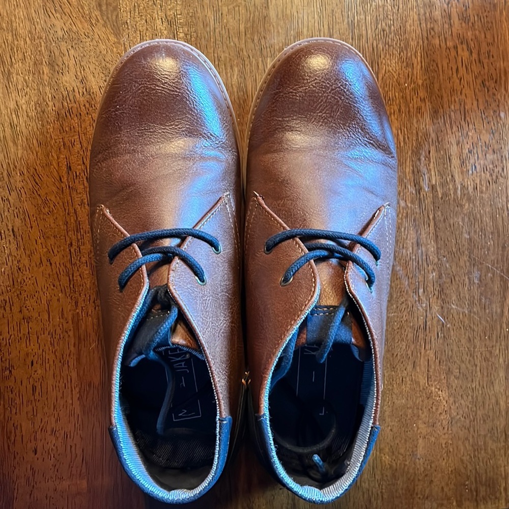 Men’s casual dress shoes